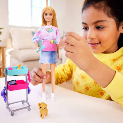 Barbie Stilist Bebekler Oyun Setleri HNK95 - 4