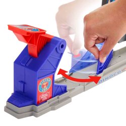 Disney Pixar Cars Piston Kupası Akrobasi Hız Pisti Oyun Seti JHL42 - 4