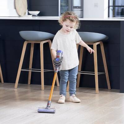 Casdon Oyuncak Dyson Kablosuz Elektrikli Süpürge - 2
