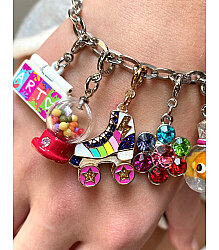 Charm It Gold Rainbow Rollerskate Charm CICC1404 - 2