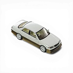 Die Cast Mortal 64 1/64 - Pearl White & With Gold - 3