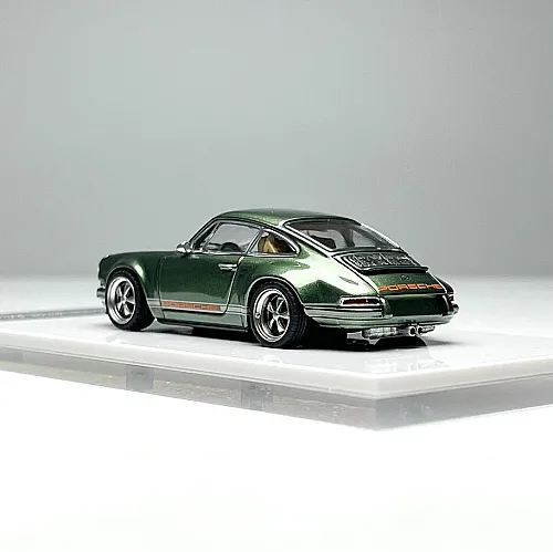 Die Cast Porsche Singer Zincit Model 1:64 Coupe - Metallic Oak Green - 6