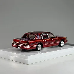 Die Cast Mk Miniatures 1/64 - Lincoln Town Car - Lowrider - 5