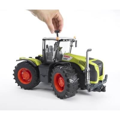 Bruder Class Xerion 5000 Tractor Br03015 - 4