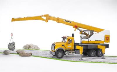 Bruder Mack Granite Crane Truck Br02818 - 2