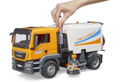 Bruder Man Tgs Street Sweeper Br03780 - 3