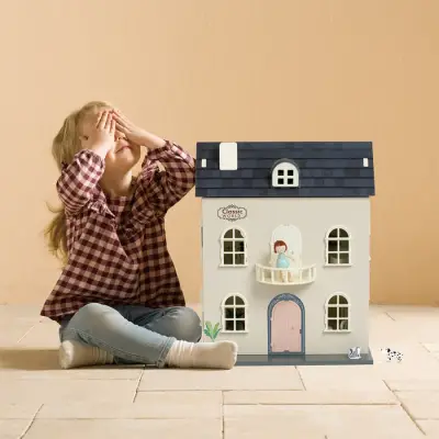 Classic World Wooden Vintage Dollhouse 50620 - 2