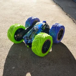 Dickie Rc Remote Controlled Acrobatic Cyber ​​Flip Vehicle - 2