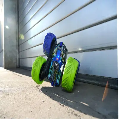 Dickie Rc Remote Controlled Acrobatic Cyber ​​Flip Vehicle - 4