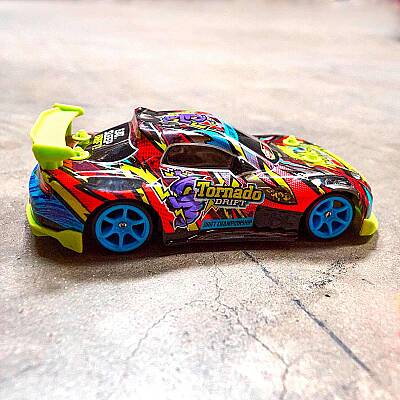 Dickie Rc Tornado Drift Rtr - 5