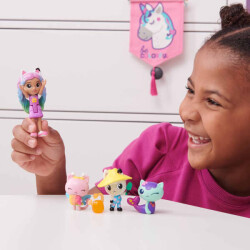 Gabby's Dollhouse Gabby And Friends Figure Set 6065350 - 4