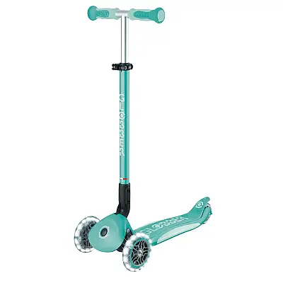Globber Go Up Deluxe Işıklı Scooter - Mint Yeşili - 4