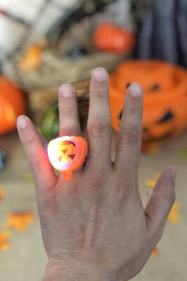 Halloween Orc Ring Pumpkin Light Up 960L - 1