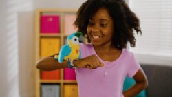 Happy Yappers Slap Band Plush Blue Parrot Hy-337 - 4