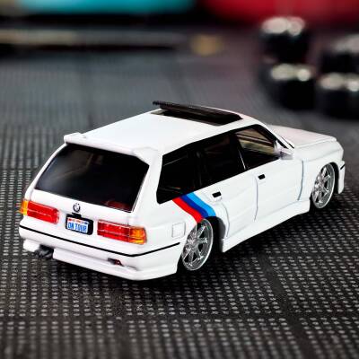 Hotwheels 1990 Bmw 318I Touring Hnj60 - 5