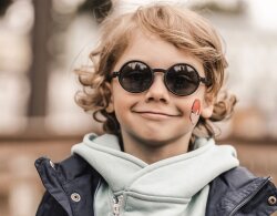 Izipizi Sun Junior #G Black 5-10 Years - Black Kids' Sunglasses - 3