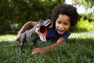 Jurassic World Powerful Bites Dinosaur Figure Hdy55 - 4
