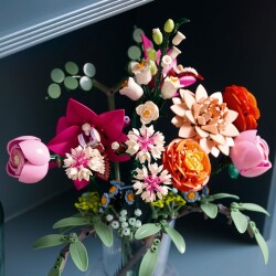 Lego Botanicals Pink Flower Bouquet 10342 - 7