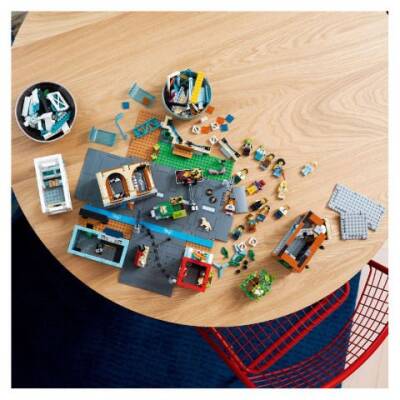 Lego City City Center 60380 - 4