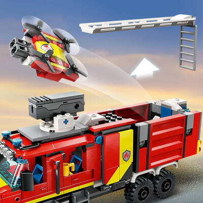 Lego City Fire Department Command Truck 60374 - 3