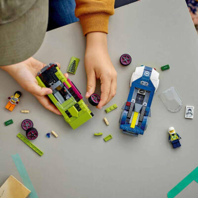 Lego City Police Car And Sports Car Chase 60415 - 4