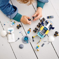 Lego City Space Lunar Roving Vehicle Lsc60348 - 9
