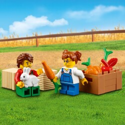 Lego City Tractor 60287 - 7
