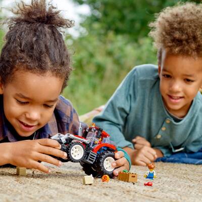 Lego City Tractor 60287 - 8