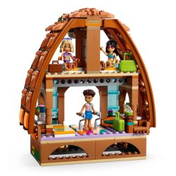 Lego Family Vacation Village 42673 - 3