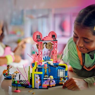 Lego Friends Heartlake City Music Contest 42616 - 6