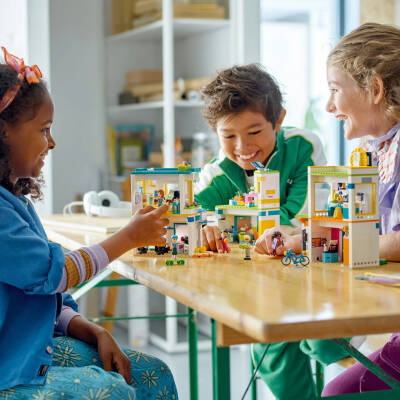 Lego Friends International Heartlake School 41731 - 5