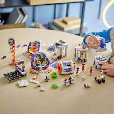 Lego Friends Mars Space Station And Rocket 42605 - 5