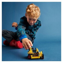 Lego Heavy Duty Bulldozer - 4
