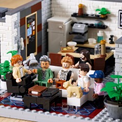 Lego Icons 10291 - 7
