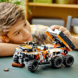 Lego Technic 42139 - 3