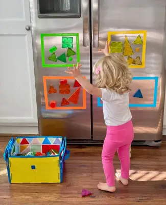 Magnatiles Storage Box & Play Mat 20200 - 4