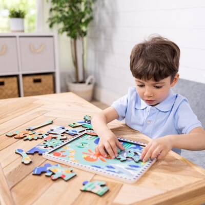 Melissa & Doug Wooden Gear Jigsaw Puzzle - Submarine - 18 Pieces Md031003 - 4