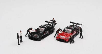 Mini Gt 1/64 Figurine Nismo Technician Team Mgtac35 - 3