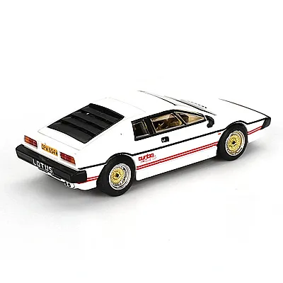Mini Gt 1/64 Lotus Esprit Turbo For Your Eyes Only Mgt00907-007E - 2