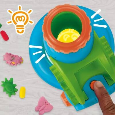 Play-Doh Illuminated Microscope - 8