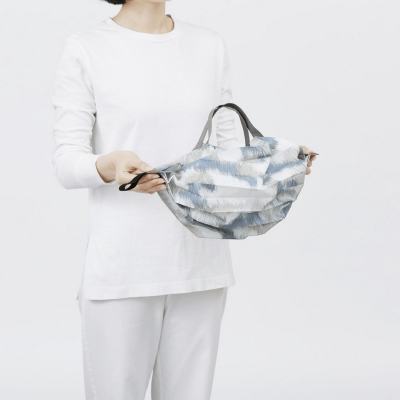 Shupatto Compact Bag Folding Bag - M - Floating Clouds S467Uk - 7