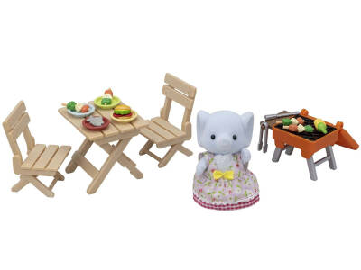 Sylvanian Families Barbecue Picnic Elephant Girl 5640 - 2
