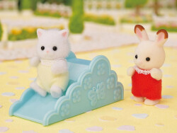 Sylvanian Families Bebek Windmill Park 5526 - 4