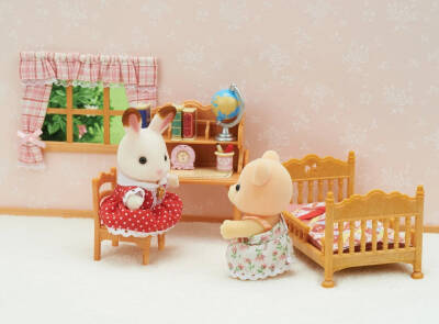 Sylvanian Families Kids Bedroom Set 5338 - 2