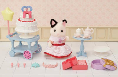 Sylvanian Families Party Time Playset - Tuxedo Cat Girl 5646 - 4