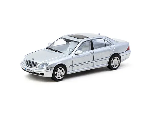 Tarmac Works 1/64 Mercedes-Benz S-Class Diamond Silver Metallic T64G-072-Sl - 1
