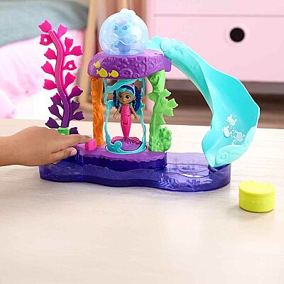 Gabby’s Dollhouse MerCat’in Renkli Kedi Akvaryumu Oyun Seti - 5