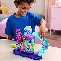 Gabby’s Dollhouse MerCat’in Renkli Kedi Akvaryumu Oyun Seti - 2