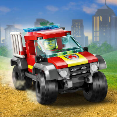Lego City 4X4 İtfaiye Kamyonu Kurtarma Operasyonu 60393 - 2