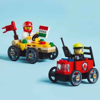 Lego City Pizza Arabası İtfaiye Kamyonuna Karşı Yarış Arabası Paketi 60458 - 4